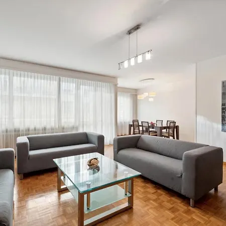 Athenee 36 By Homenhancement Apartamento *